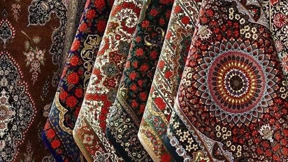خریدار فرش