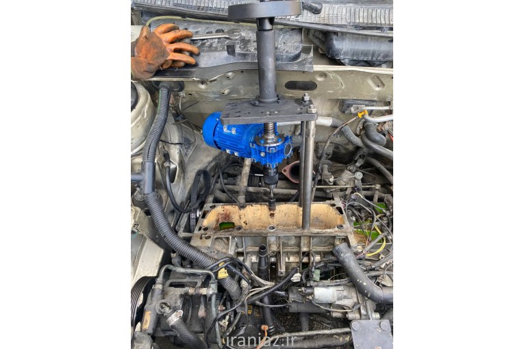 دریل مخصوص در آوردن پیچ سرسیلندر پژو