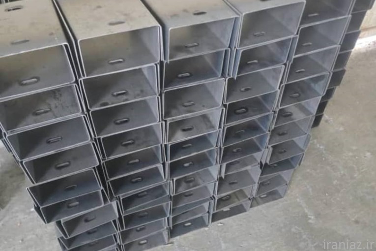 وال پست سه متری و قوطی منقطع