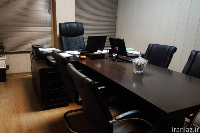 پرستار سالمند خانم و آقا در منزل