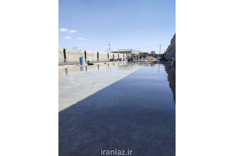  بتن‌ ریزی کف با ماله پروانه‌ای و برقی