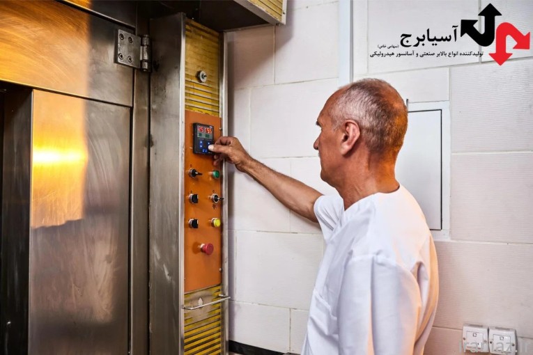 بالابر رستورانی (آسانسور رستورانی)