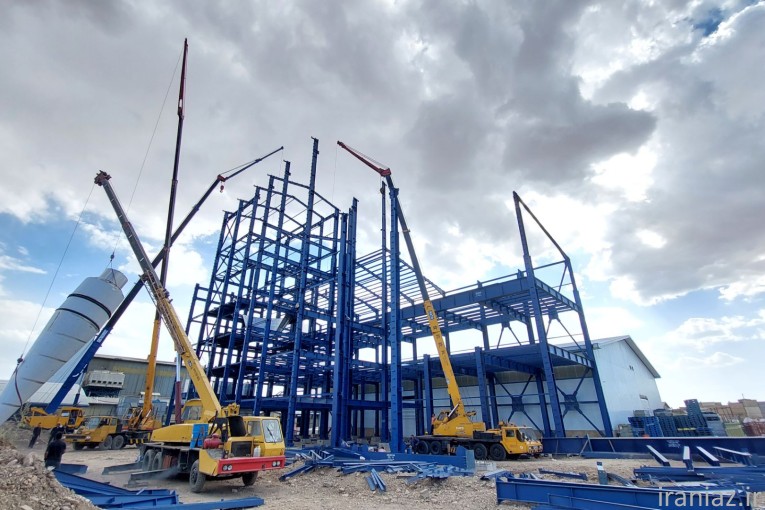  طراحی ساخت انواع سازه های فلزی و سوله 