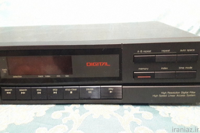 پخش کننده حرفه ای دک CD برند Technics SL –P100 