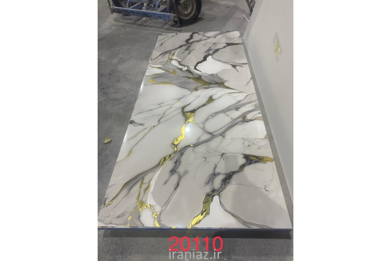 کاغذ دیواری و برچسب