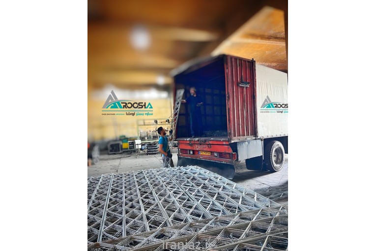 مقاطع والپست ناودانی