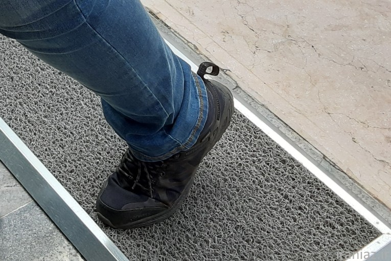 پادری مخزندار استریلکننده کفش