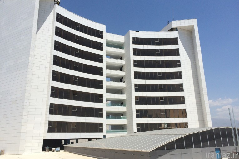 اجرای نمای کرتین وال