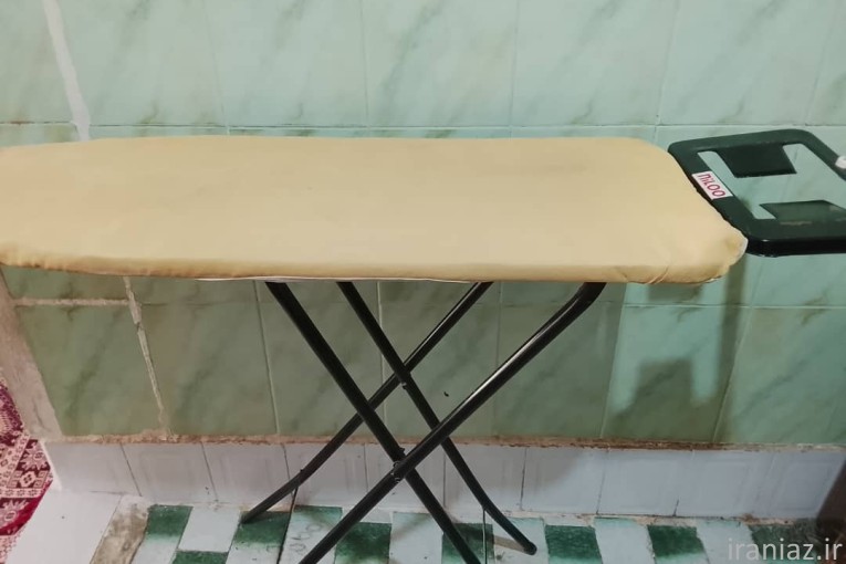 میز همکاره و اتو با تنظیم ارتفاع 