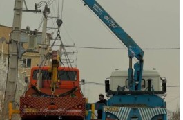 اجاره جرثقیل شبانه روزی اندیشه کرج 