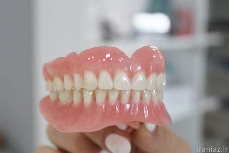 ساخت دندان مصنوعی(پروتز کامل دندان)