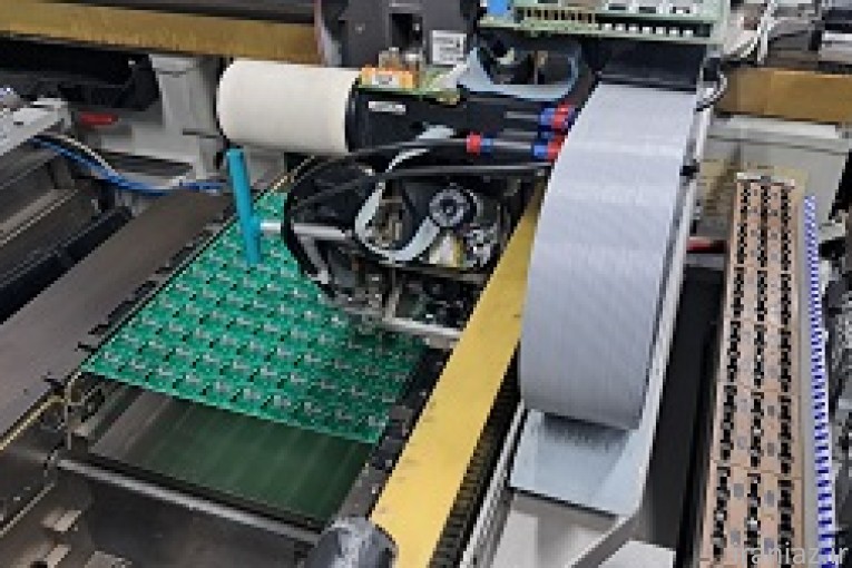 خدمات مونتاژ بردهای الکترونیکی SMD