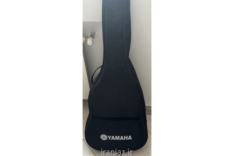 گیتار یاماها c40