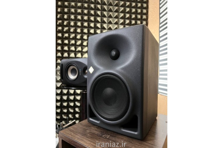 استودیو ضبط صدا و تنظیم موزیک