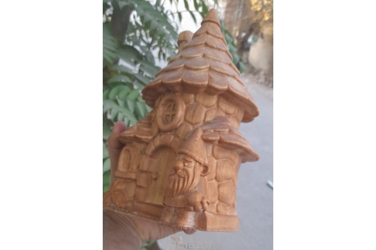 کلبه چوبی تزیینی