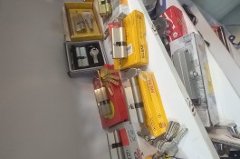 کلیدسازی قم کلید سازی ریموت قفل سازی 