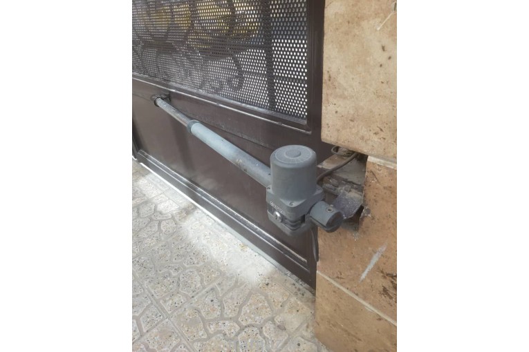 نصب جک درب پارکینگ در تهران و پرند