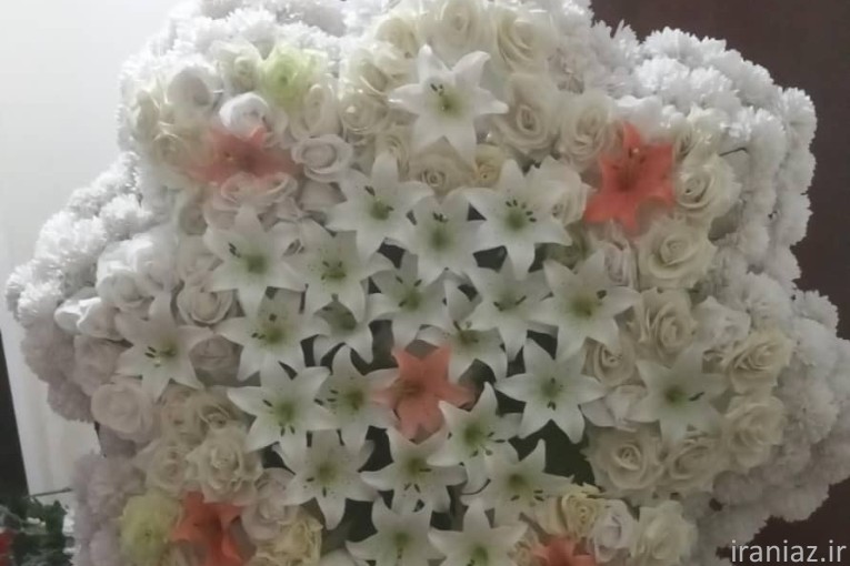 تاج گل افتتاحیه 