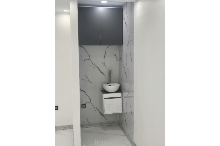 33 متر مغازه بر ولیعصر فروش فوری