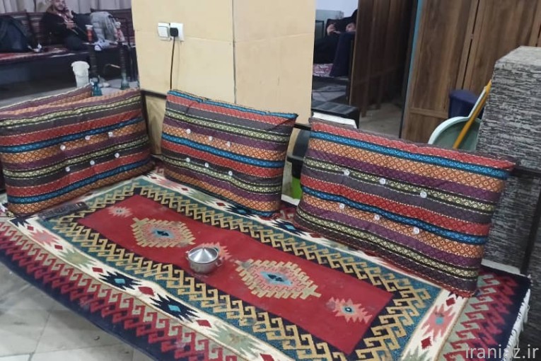 پشتی بالش سنتی