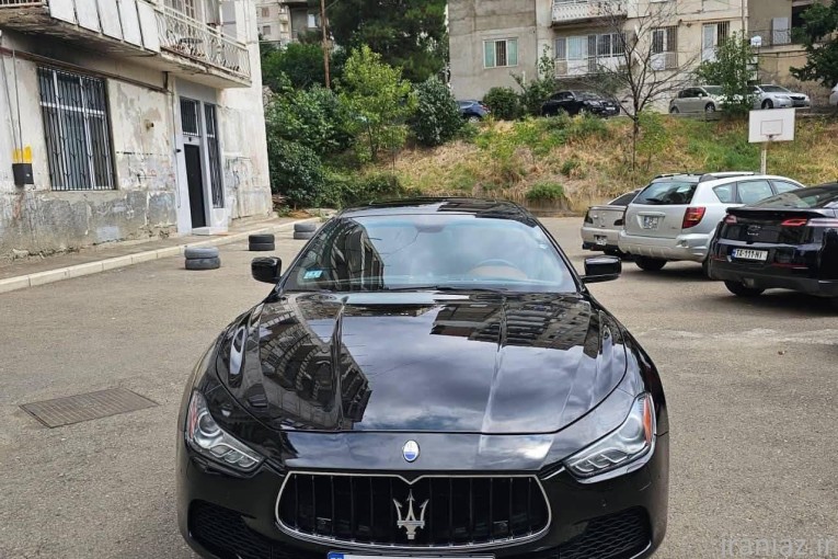 اهورا خودرو 