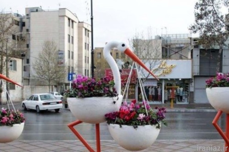 گلدان پایه دار فایبرگلاس زرین کار