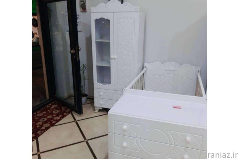 کمد بوفه دار + تخت نوزاد نوجوان