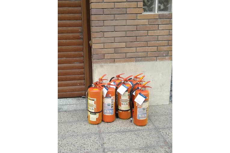 خدمات ایمنی و آتش نشانی