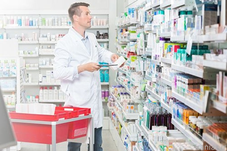  دوره آنلاین تکنسین داروخانه صنعت و هنر