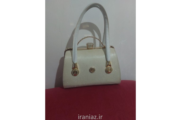کیف دستی سفید رنگ عروس خانم 
