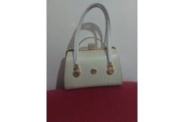 کیف دستی سفید رنگ عروس خانم 