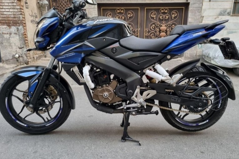 موتور بنلی 300 مزایده فرمان امام ان اس 200