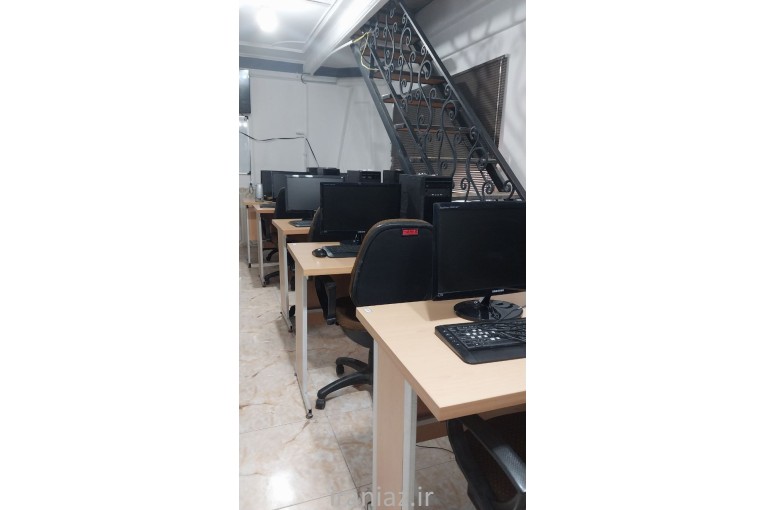 دوره تخصصی ایلاستریتور آموزشگاه جستار