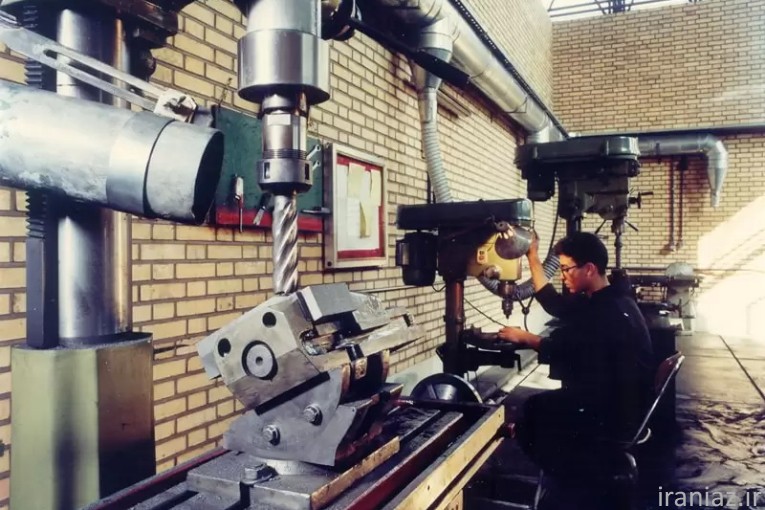 پتونیا، تولید تجهیزات حفاظت الکتریکی