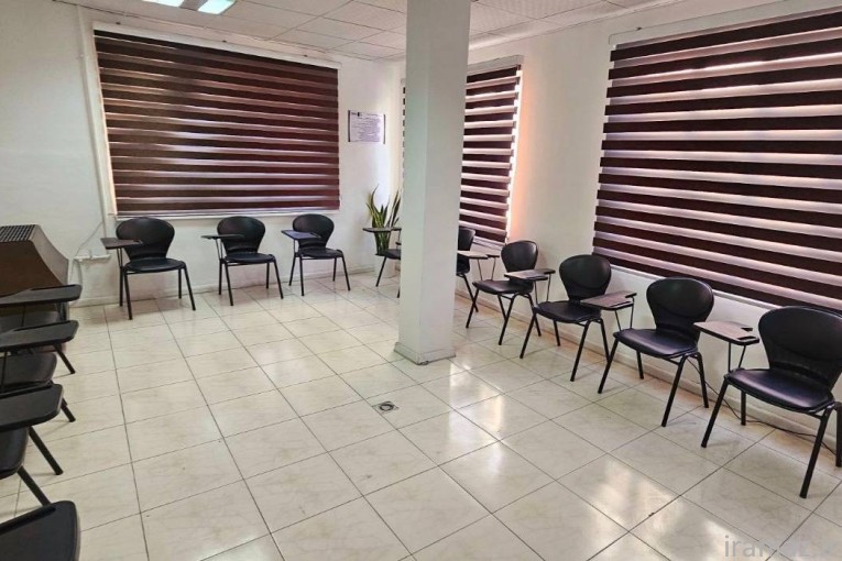 آکادمی زبان مایندورا 