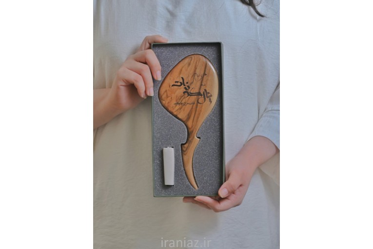 هدایای چوبی با امکان حک سفارشی