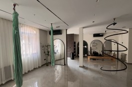 باشگاه ورزشي پيلاتس و اريال يوگا ويژه بانوان