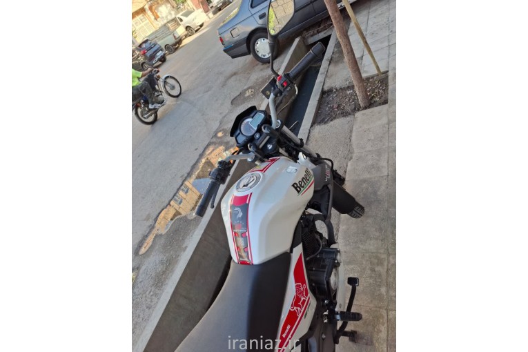 بنلی ۱۵۰ مدل ۱۴۰۳ کم کار