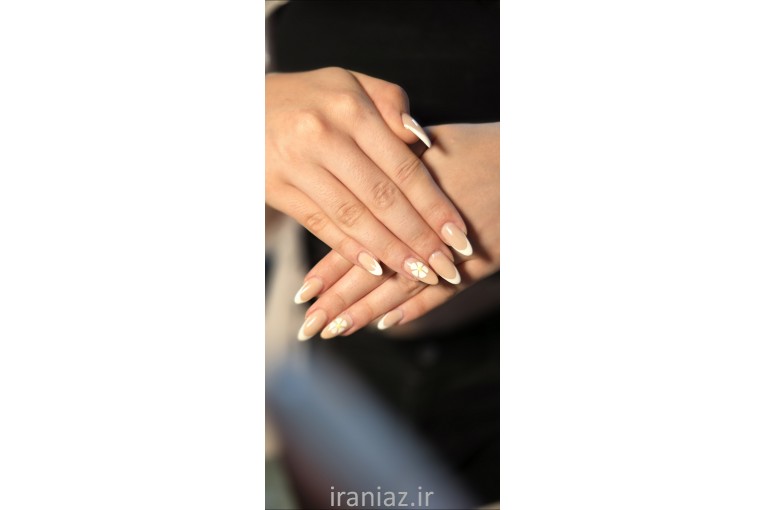 خدمات ناخن و مژه هیدن حرفه ای با ۵ سال سابقه کار