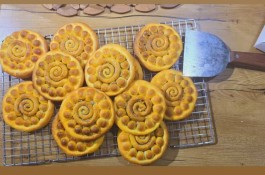 آموزش کلوچه فومنی