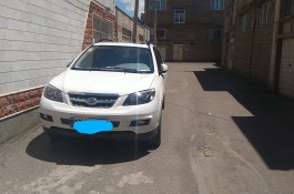 فروش اتومبیل شاسی بلند