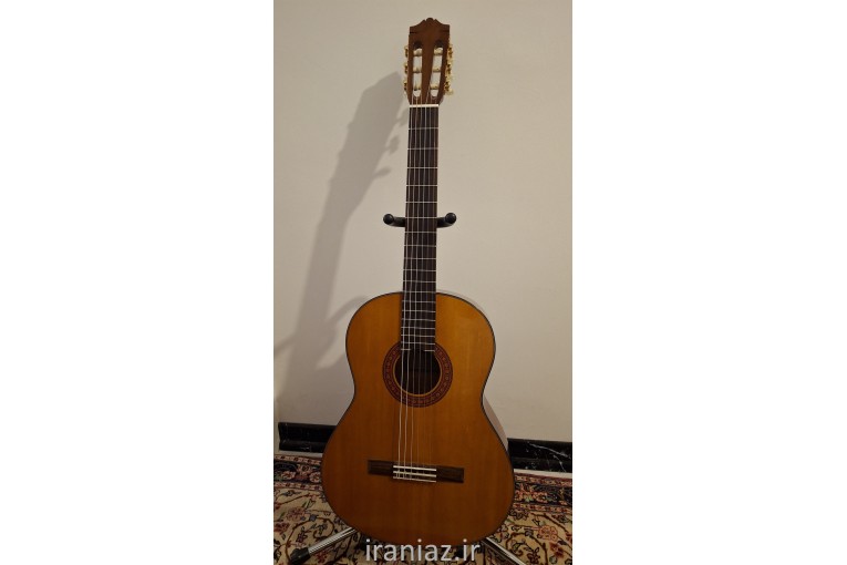 گیتار یاماها C-۷۰