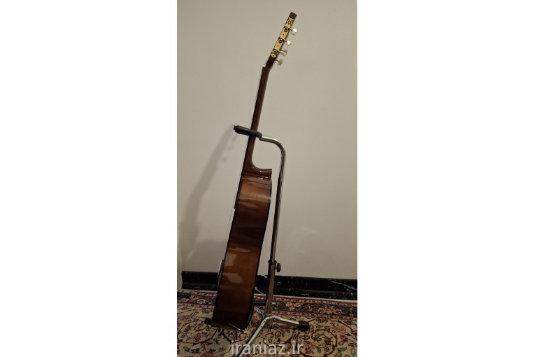 گیتار یاماها C-۷۰