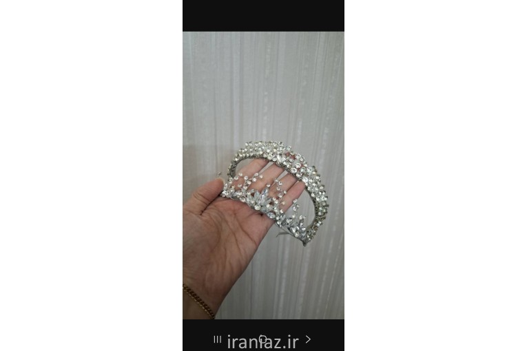 تاج و اکسسوری عروس وهمراه کهربا
