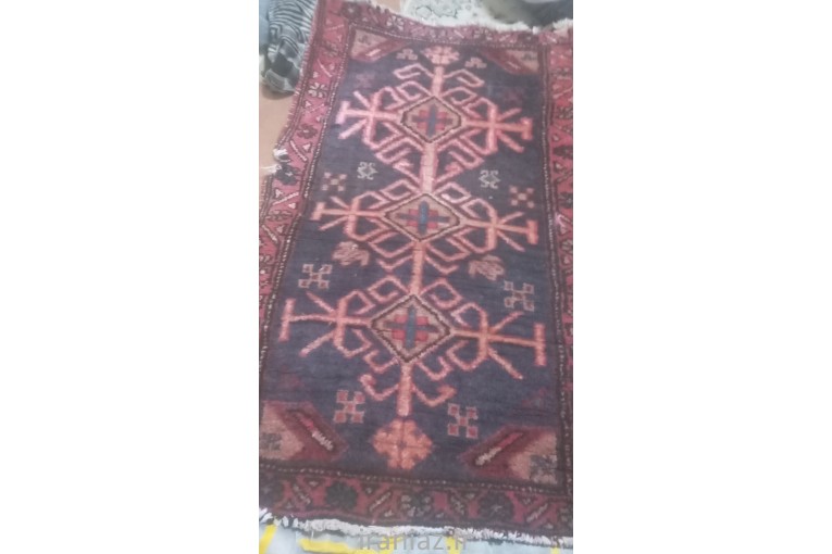 قالیچه قدیمی دست بافت