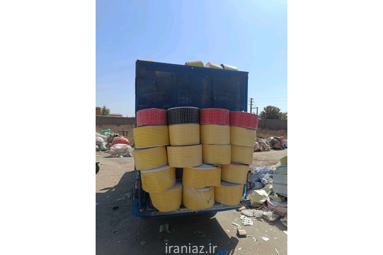 پوشال لیبل و رول پشت چسب دار چاپخانه