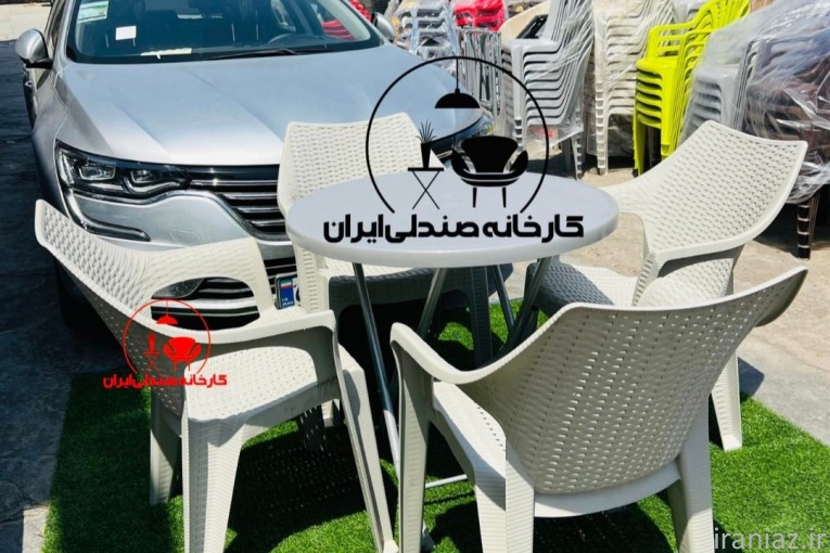 صندلی پلاستیکی ناهارخوری 