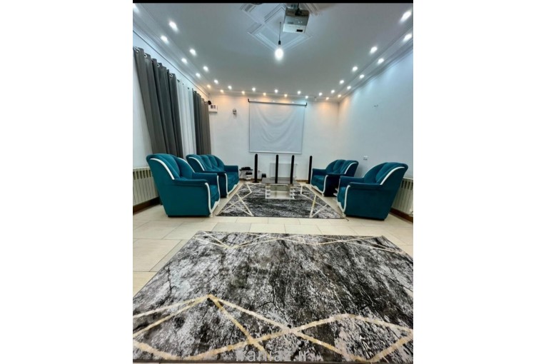 اجاره ویلا باغ استخر سرپوشیده 