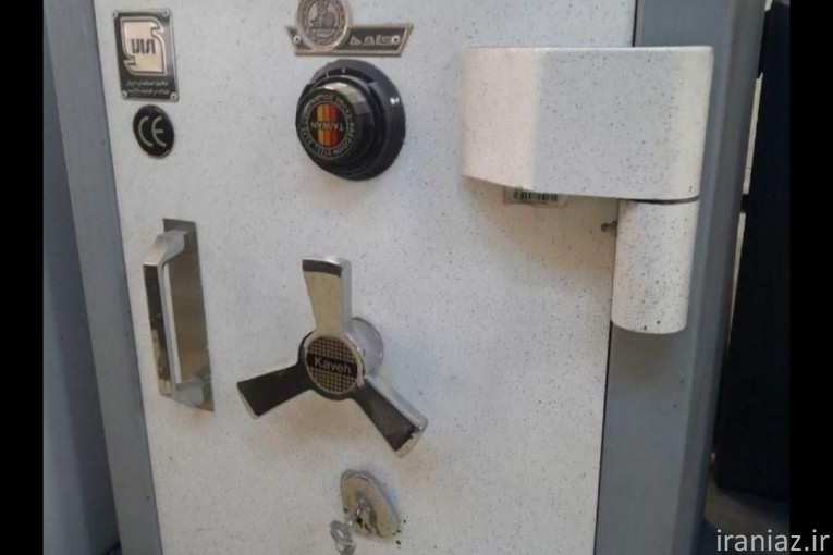 گاوصندوق خریداریم سبک وسنگین