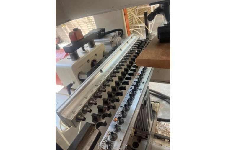 دستگاه سوراخ زن (الیت)